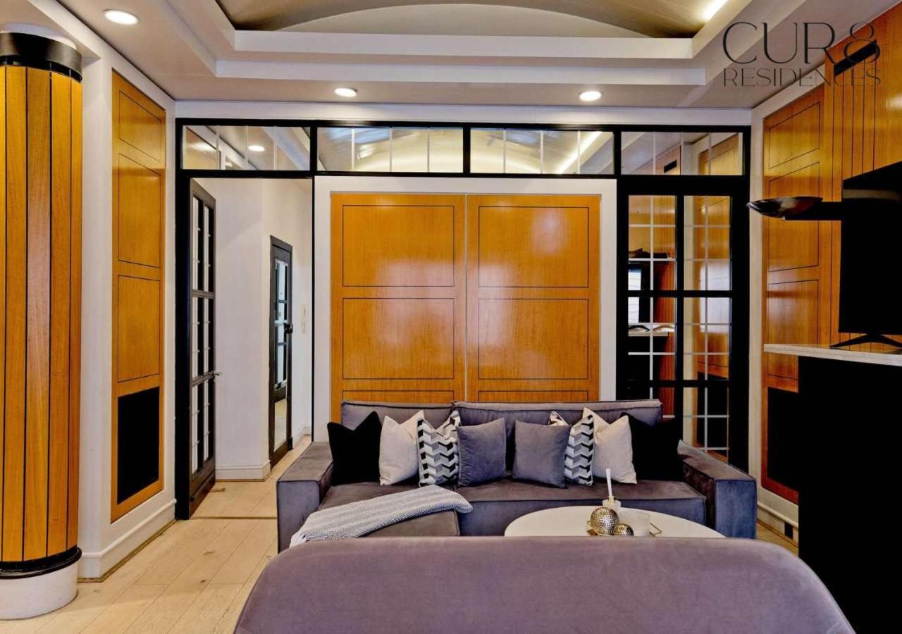 Harrods Hideaway 3 Bedroom Flat *